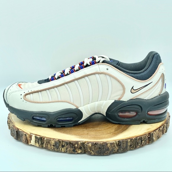 NIKE MENS Air Max Tailwind IV SE Size 12 & 10.5 - Picture 2 of 10